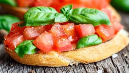 Te Huruhi's Tomato Bruschetta