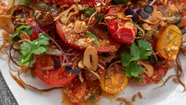 Del's Thai Tomato Salad with Toasted Rice and Crispy Shallots