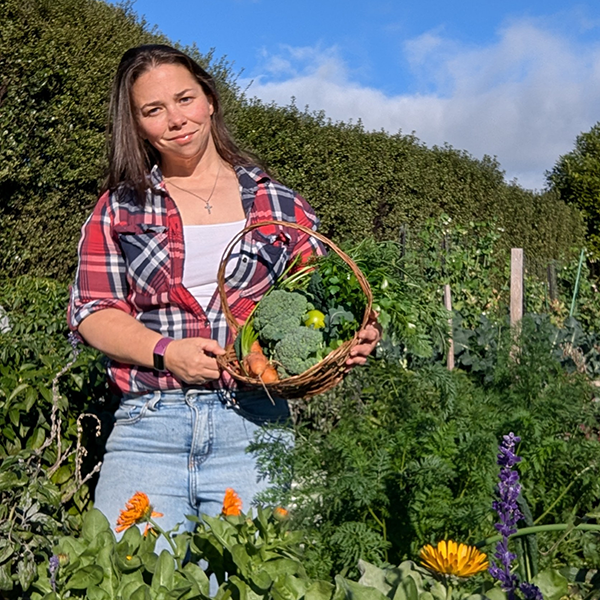 Tui The gardener is all of us Amanda